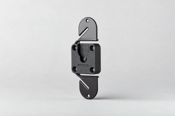 Zoom bild av Klick Fast Shirt Button Dock - Peter Jones