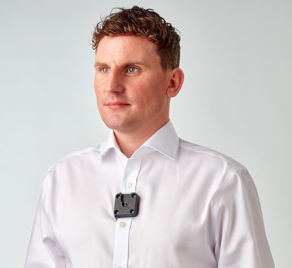 Zoom bild av Klick Fast Shirt Button Dock - Peter Jones