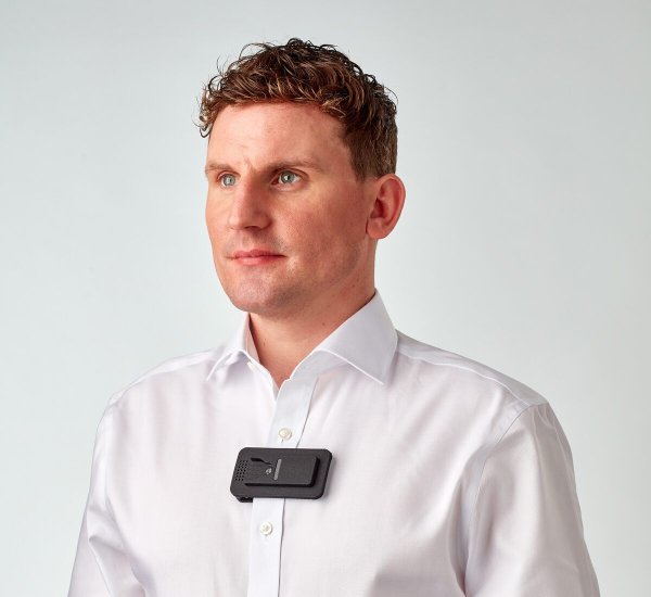 Zoom bild av Klick Fast Crocodile Garment Clip med Anti-Tilt – flexibelt klädfäste - Peter Jones