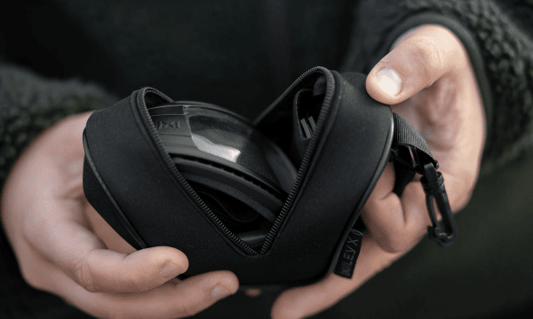 Zoom bild av WileyX Lynx Grey/Clear Lenses / Matte Black Frame